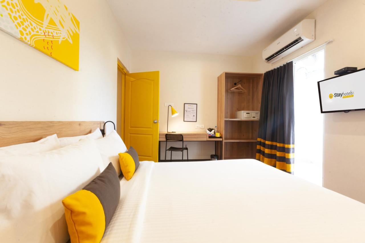 Hotel Istay Hitec Хидерабад Екстериор снимка