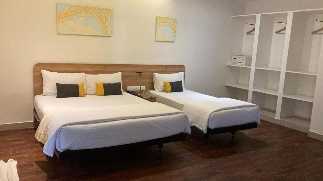 Hotel Istay Hitec Хидерабад Екстериор снимка